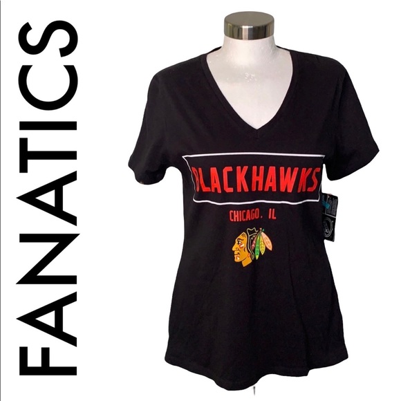 Fanatics Tops - FANATICS NWT BLACK RED BLACKHAWKS CHICAGO V-NECK SHORT SLEEVE T-SHIRT SIZE M